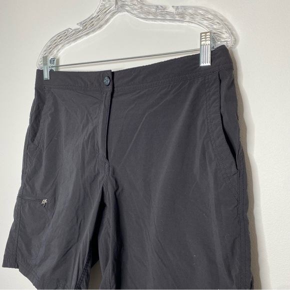 L.L. Bean Black Nylon Bermuda Shorts - Picture 4 of 16